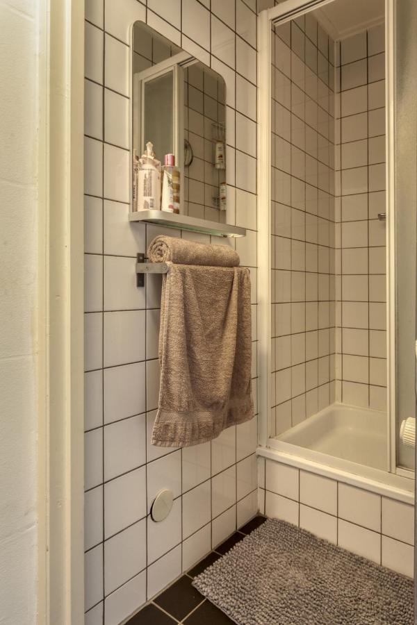 B&B 1971 Hazenstraat - Shared Bathroom Амстердам Екстер'єр фото